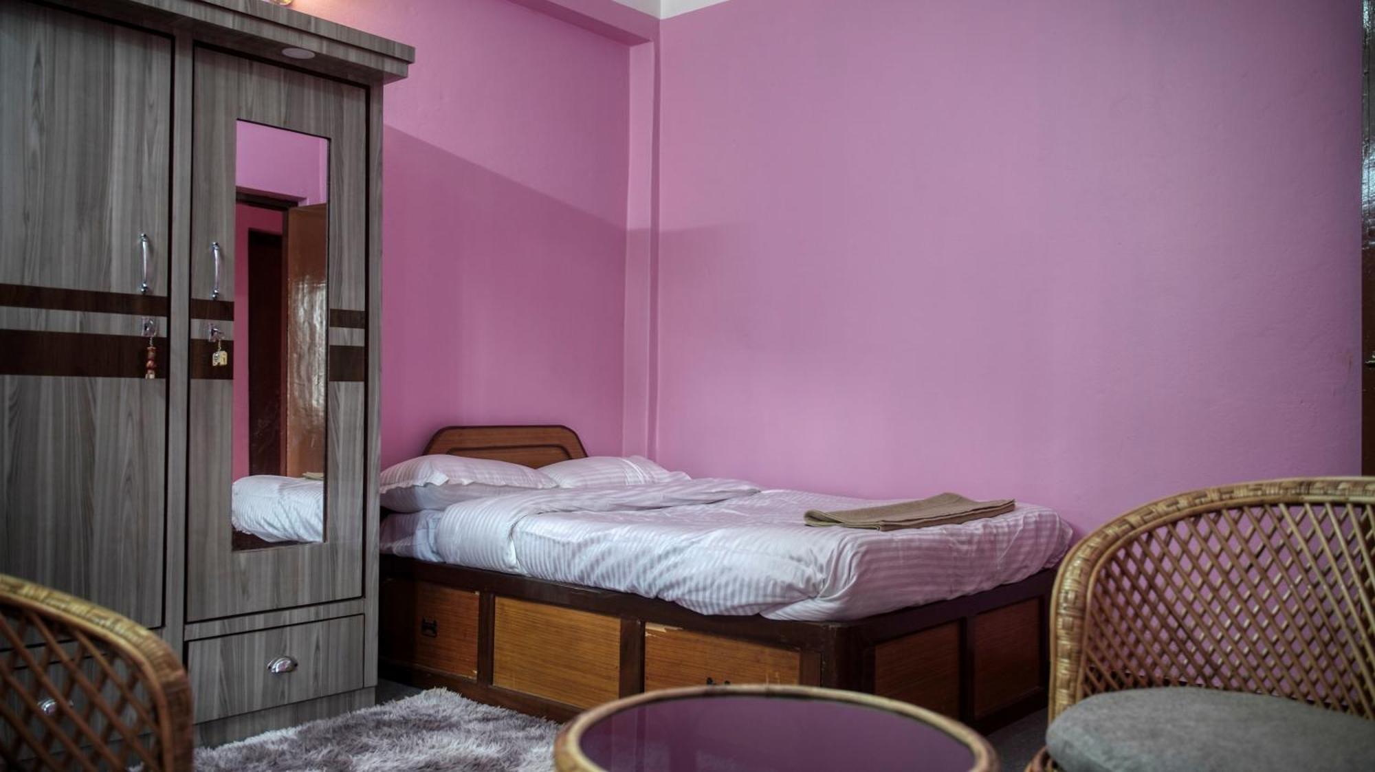 Yogstay Homestay In Kathmandu Buitenkant foto